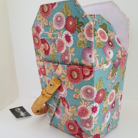 Chinese Food Carry Out Box Purse - Picture 2 of 6